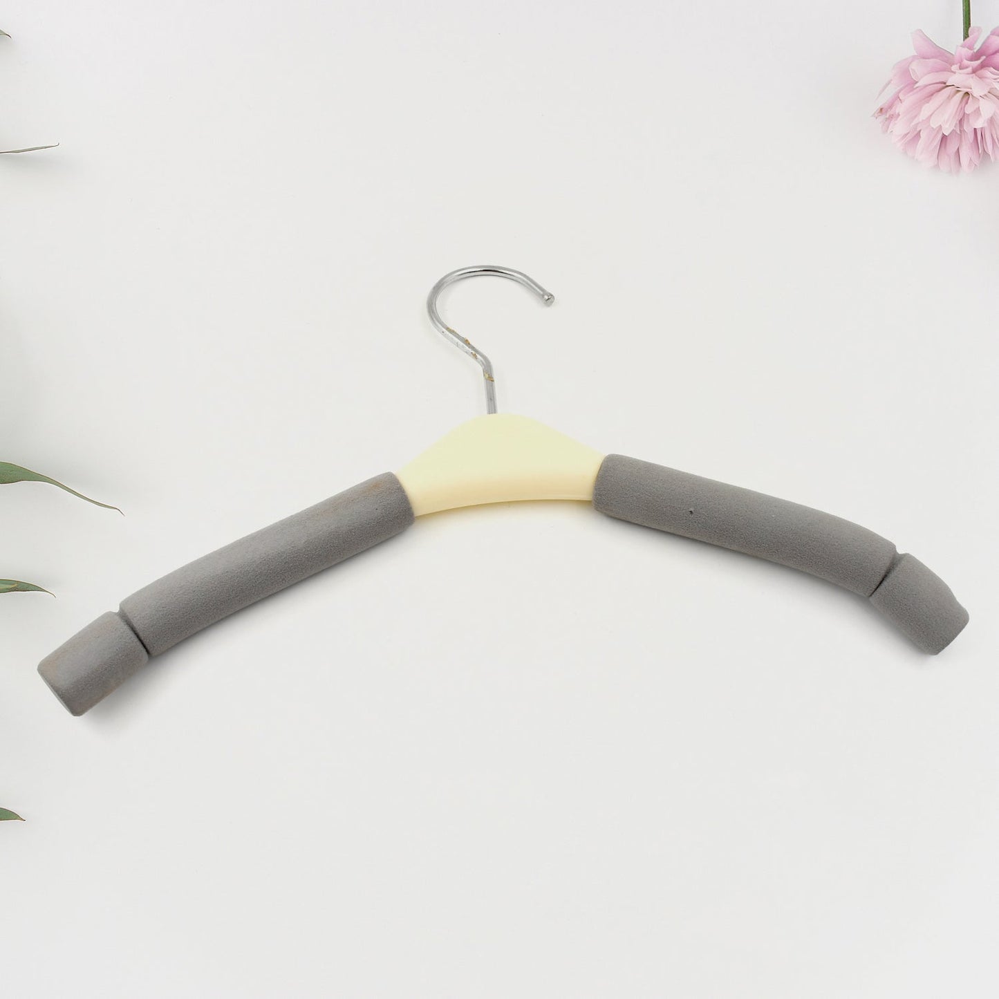 Solid Sponge Hanger Non-Slip Hanger Home No Trace Clothes Hanging Pants Clip Clothing Store Hangers, Clothes Hanger for Closet Wedding Dress Women, Men, Children Clothing