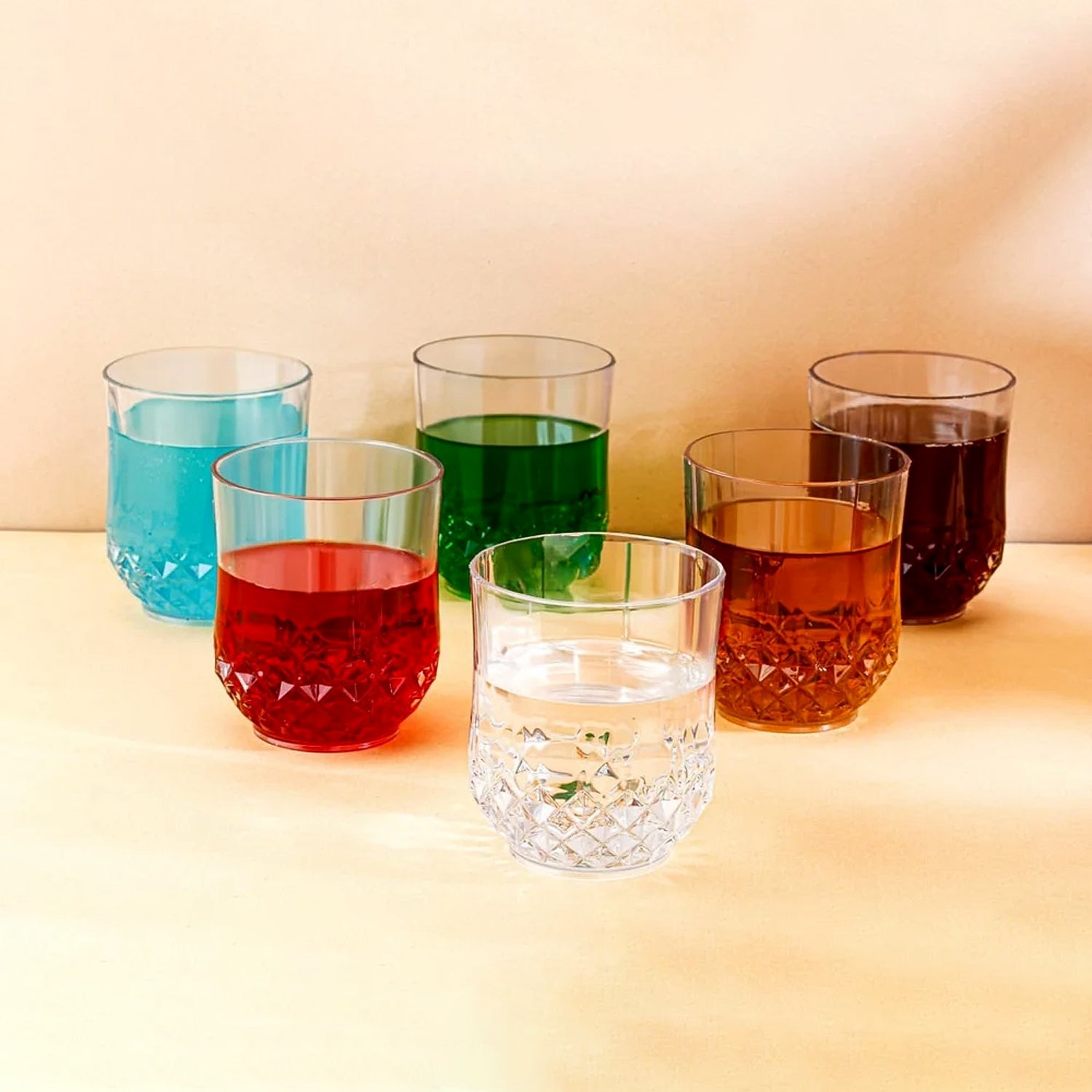 Clear drinking glasses with diamond-pattern design in a 6-piece set