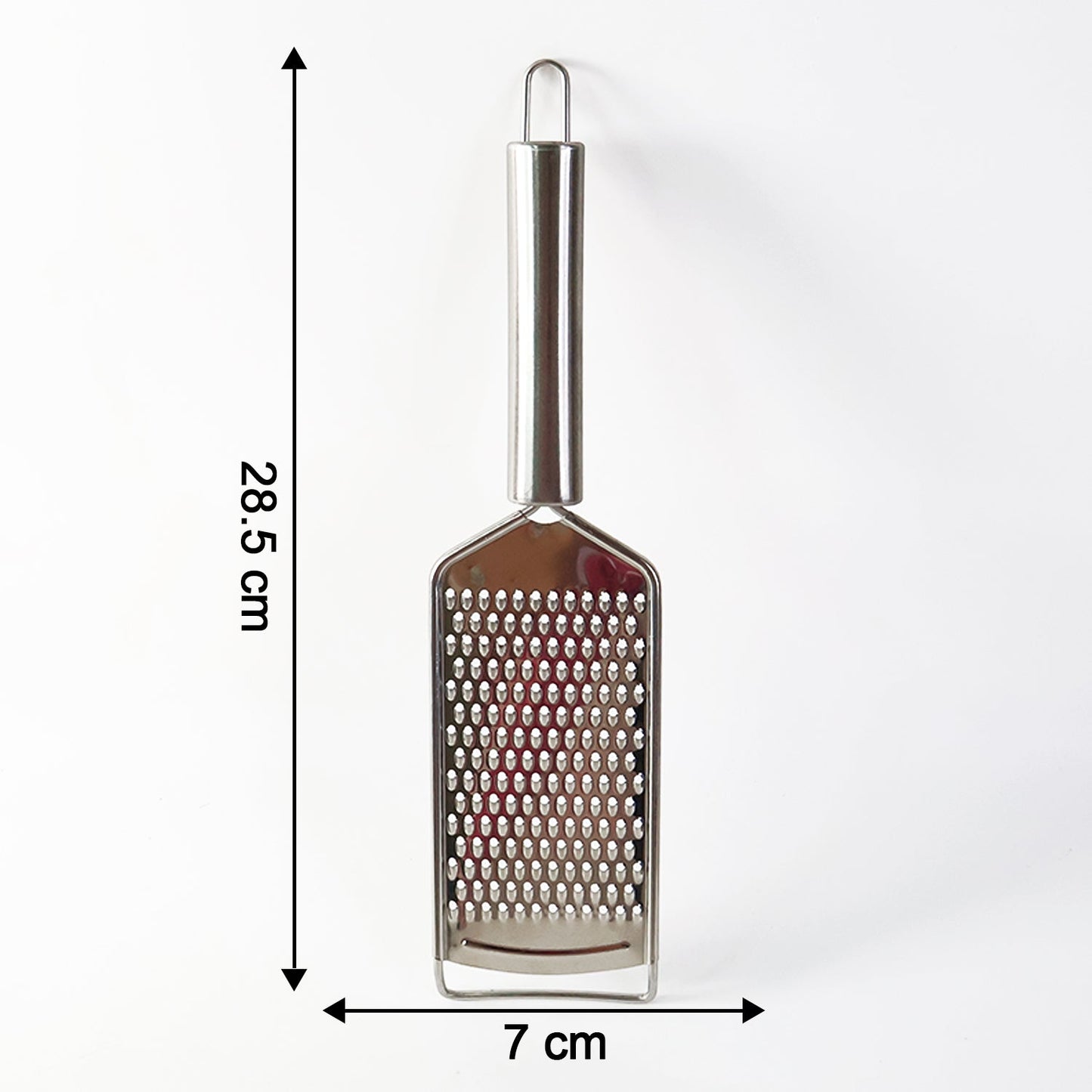 Fine stainless steel surface of carrot grater for smooth shredding