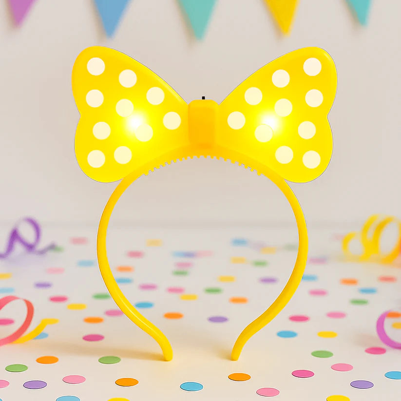 LED glowing bow hairband

Light-up bow headband

Party hairband for girls

Flashing LED hair accessory

Kids glowing headband

Bow headband with lights

Birthday party headgear

Light up headband for kids

Fancy dress LED bow

Glow in the dark hairband