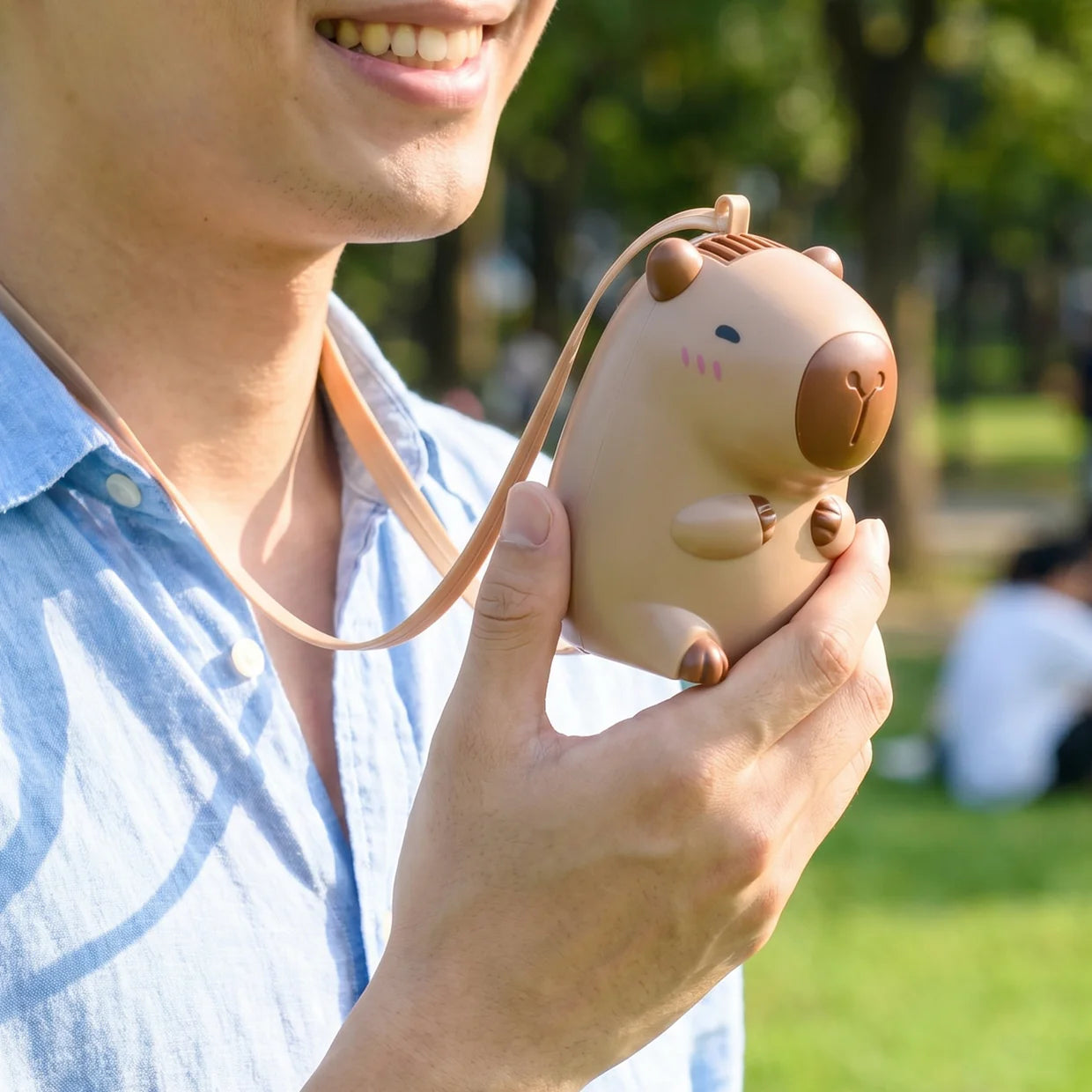 Happyclick Cute Bear Shape Portable Mini Fan with Neck Strap (1 Pc)