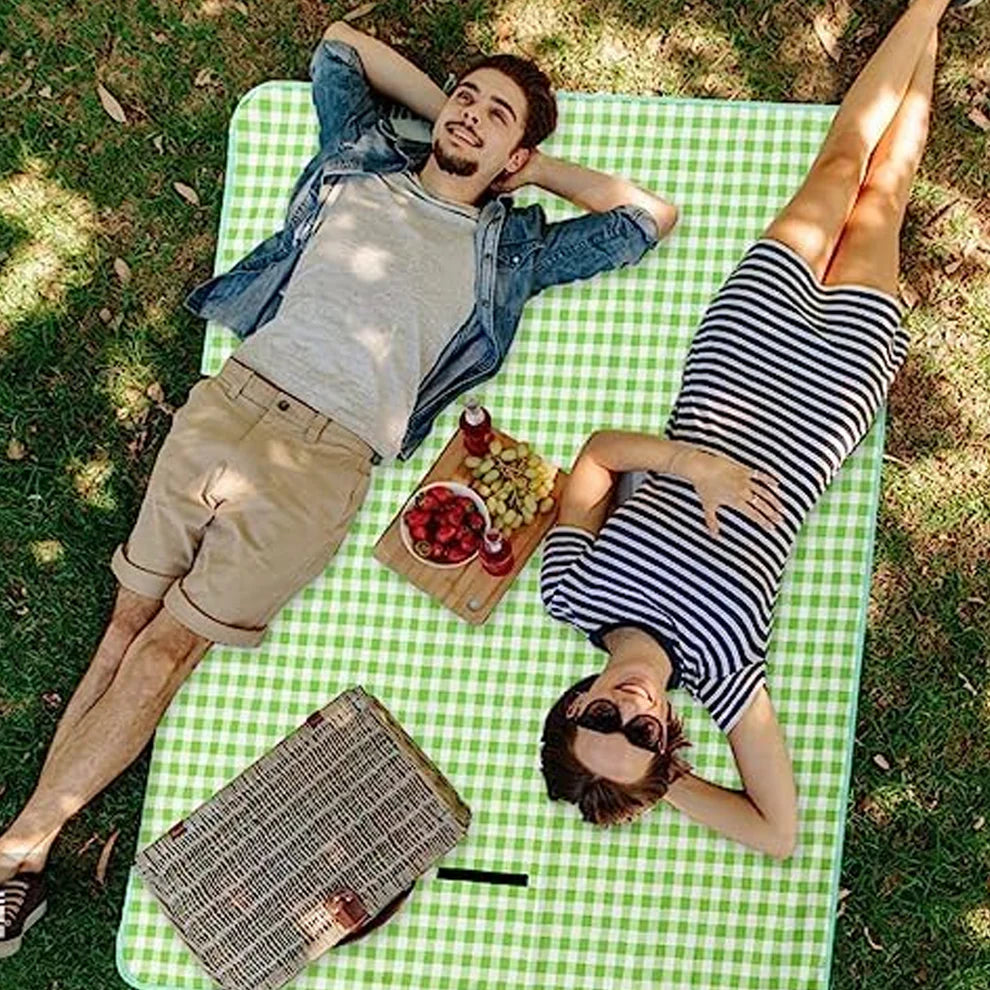 Happyclick Foldable Picnic Mat with Carry Handle (1 Pc, 144x93 Cm)